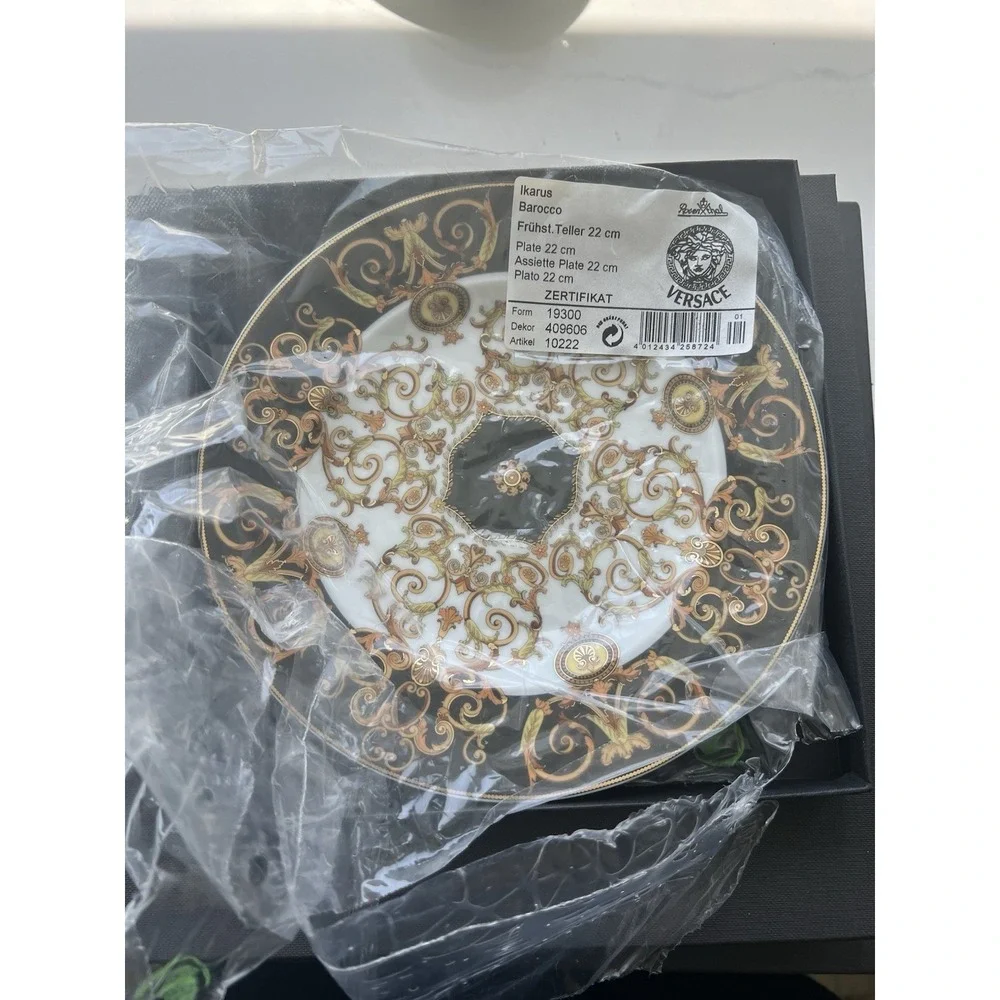 Versace by Rosenthal Barocco 5-Piece Place Setting(s) Unused Pristine Rare